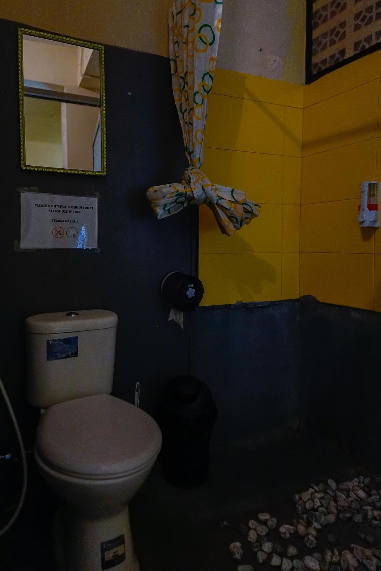 Kokos Hostel Padang City 部屋 写真